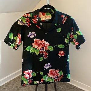 Shoreline Hawaii Men’s collard button up shirt
